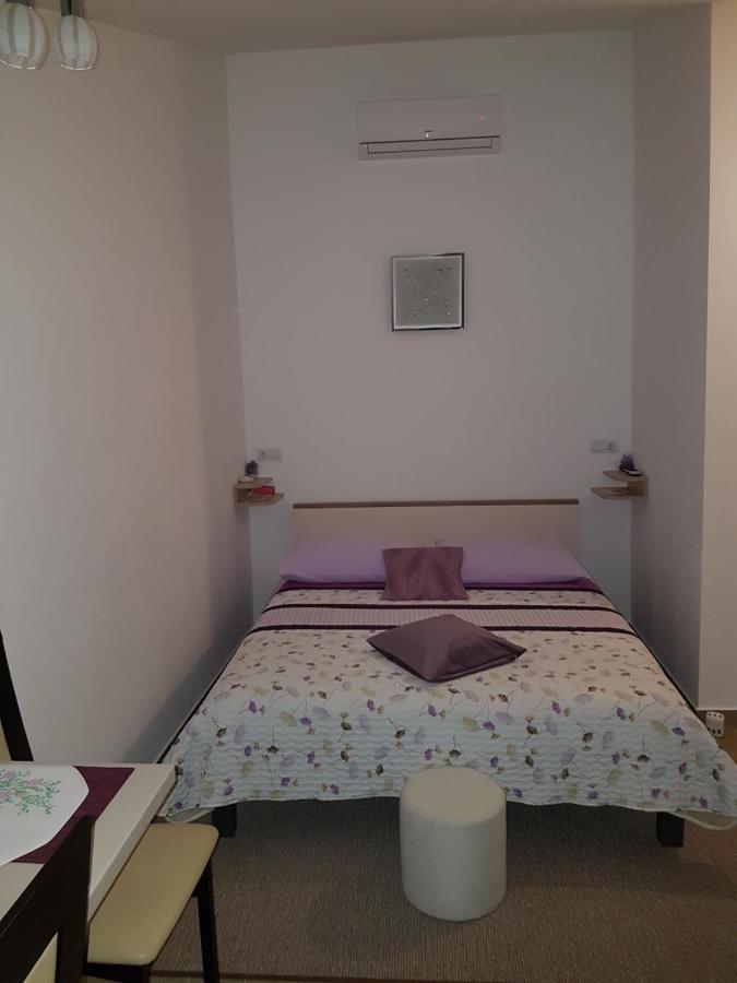 Gabi Rooms & Studio Apartment Lozovac Luaran gambar