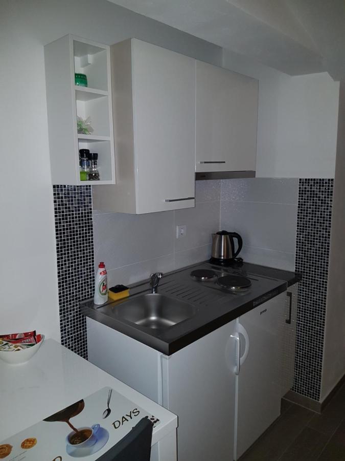 Gabi Rooms & Studio Apartment Lozovac Luaran gambar