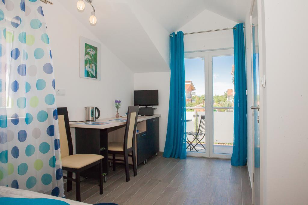 Gabi Rooms & Studio Apartment Lozovac Bilik gambar