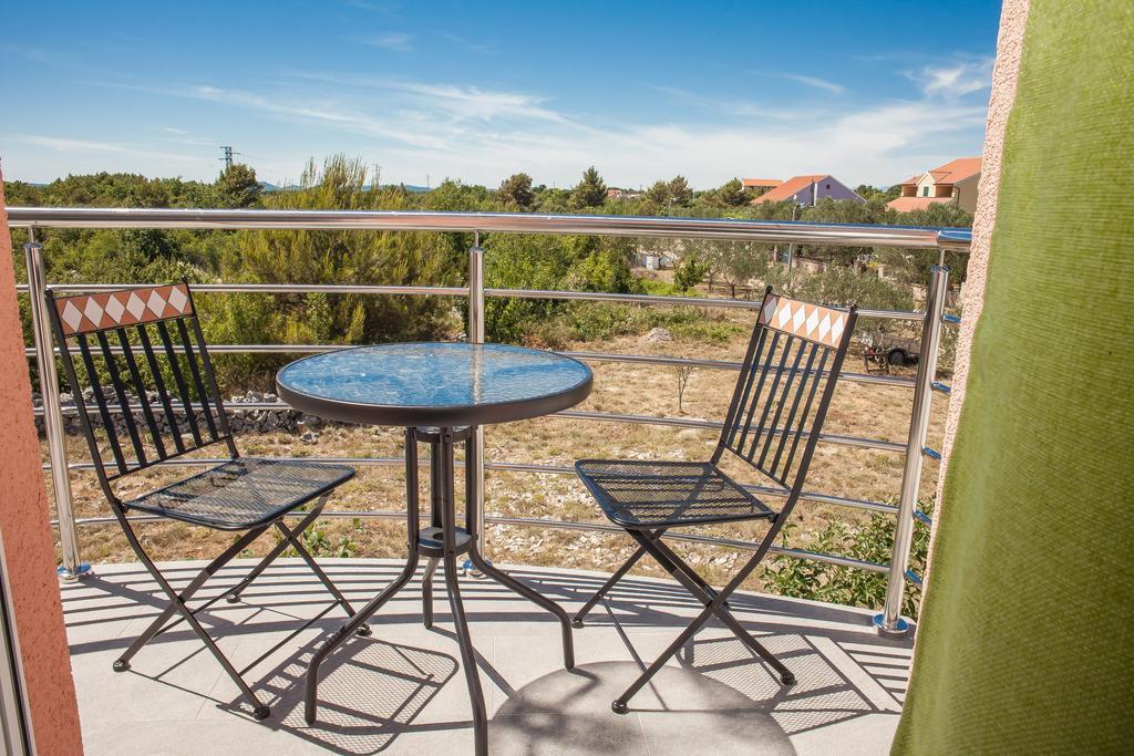 Gabi Rooms & Studio Apartment Lozovac Bilik gambar